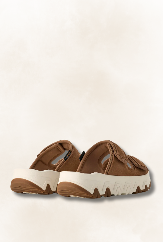 UGG Captrail Strap Slide – Kelley Cawley