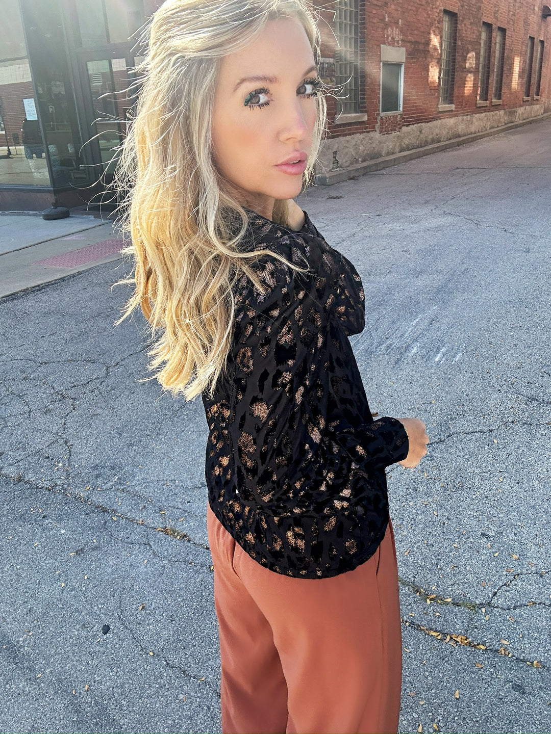 Karen Kane Crushing On You Puff Sleeve Top