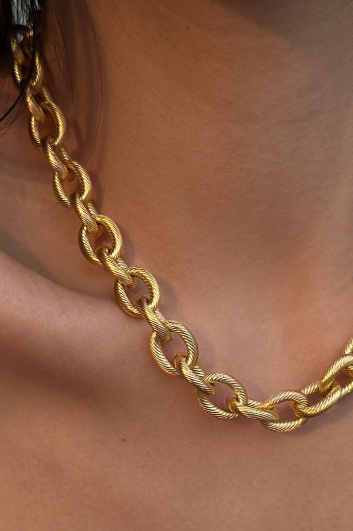 Amour Chain Necklace