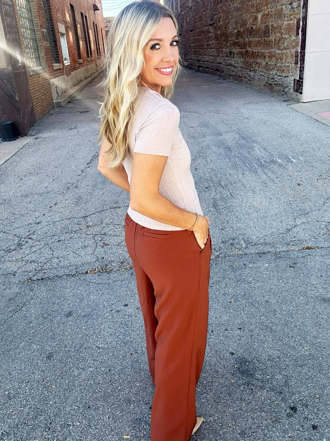 Sadie & Sage Midday Latte Pleated Pants