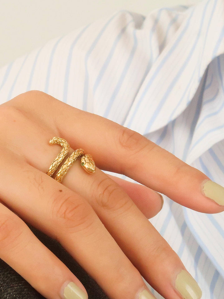 Coil Me Maybe Ring
