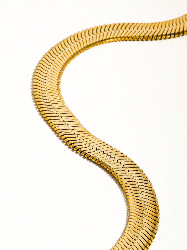 Sleek Situation Necklace