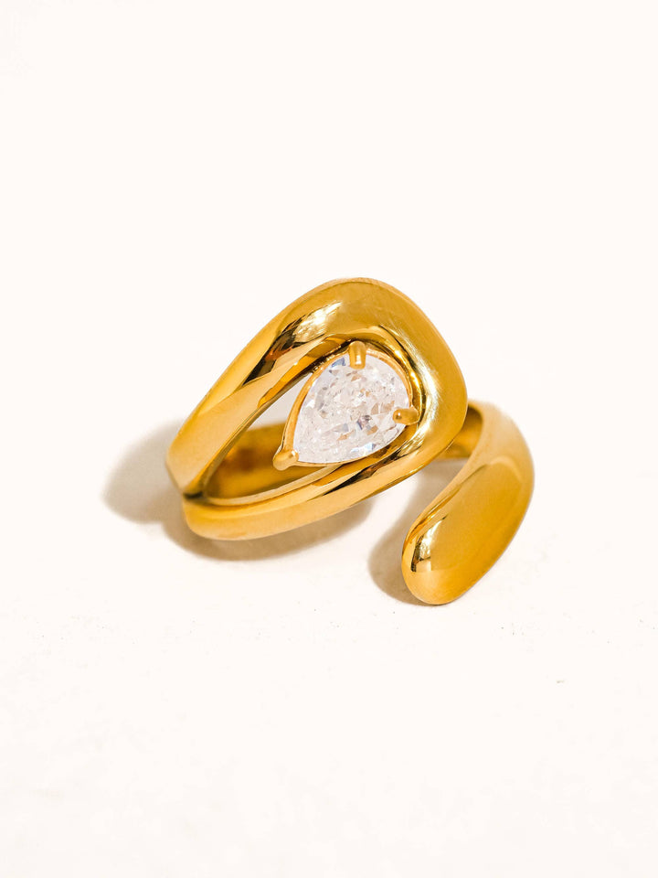 Curve Appeal Ring
