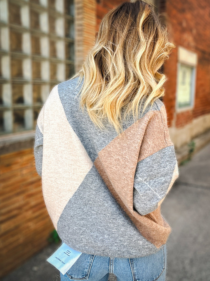 EsQualo Classic Lines Argyle Sweater