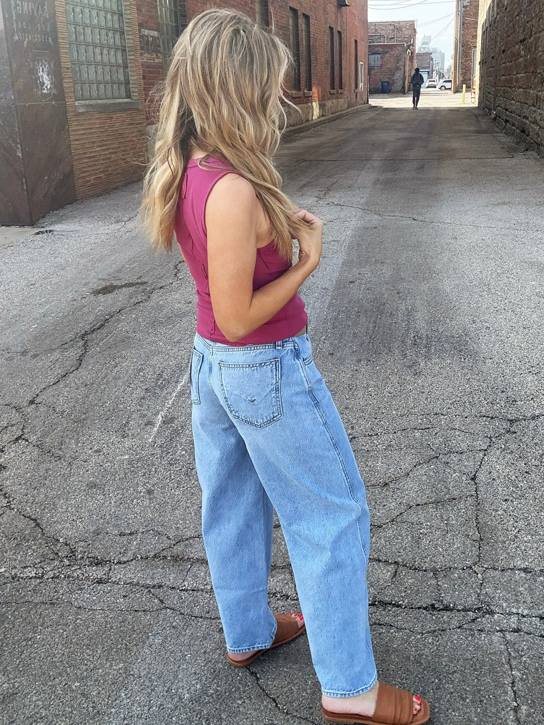 Hudson Courtney Mid Rise Baby Barrel in Washed Away