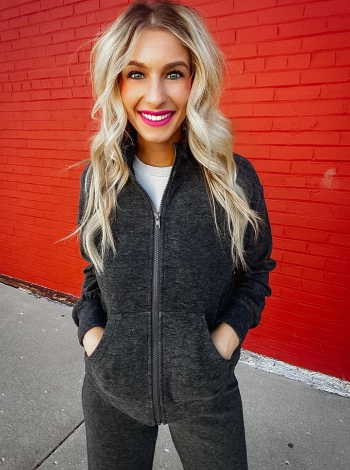 Bobi Ultimate Favorite Zip Front Top