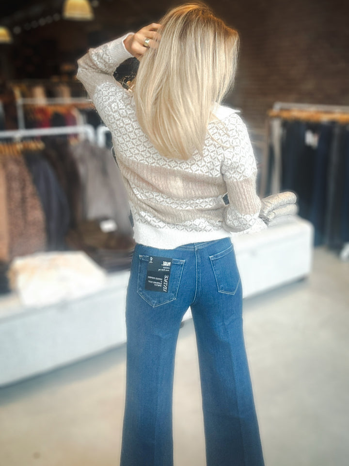 Heartloom Bellotte Sweater