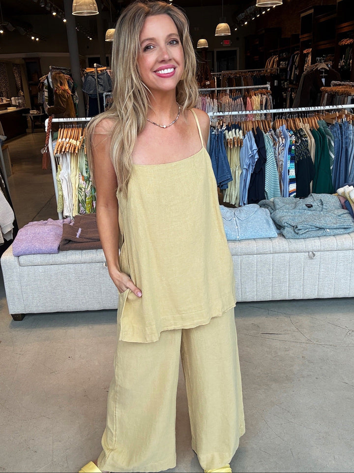 Free People Sightseer Linen Set