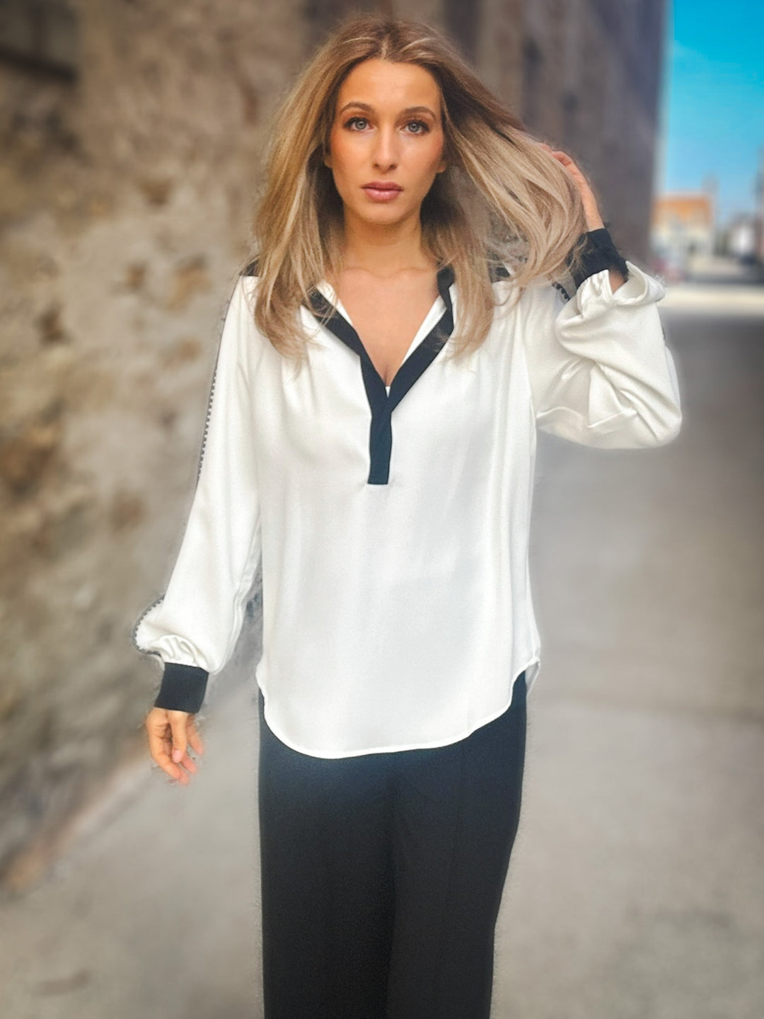 Karen Kane Classic Touch Blouse