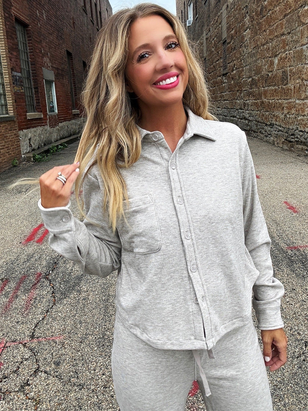 Bobi The Lounge Cropped Button Up