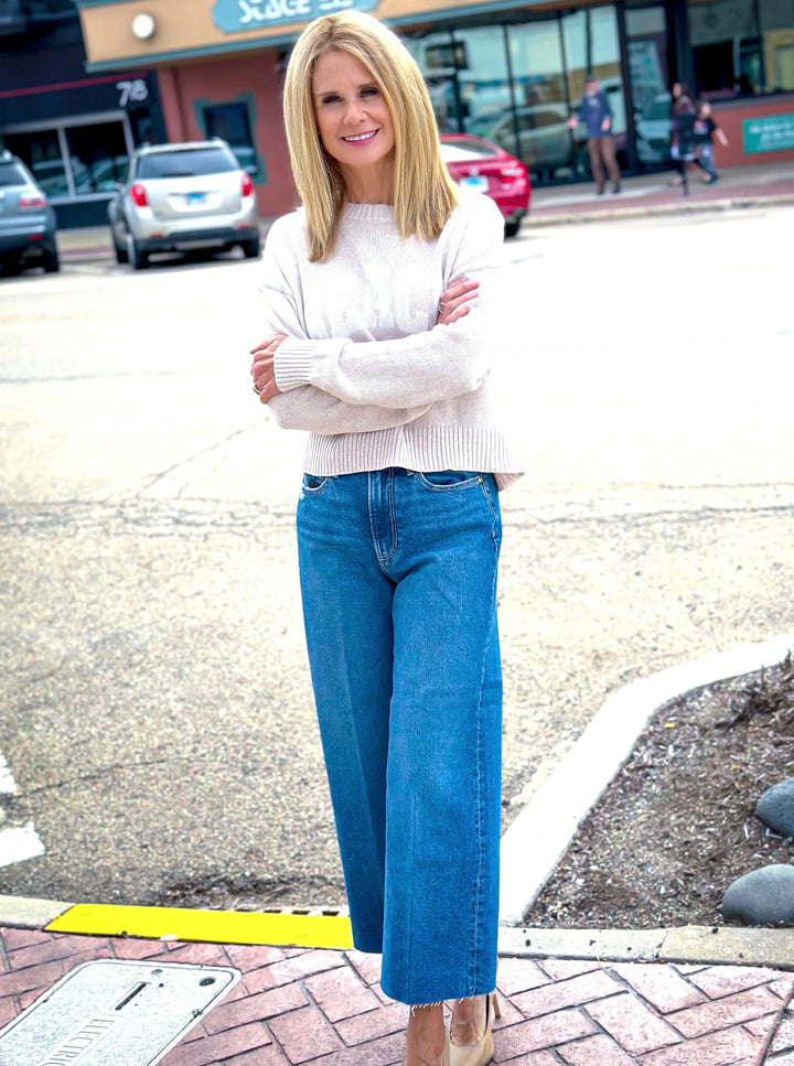 Facetune_13-03-2024-23-37-