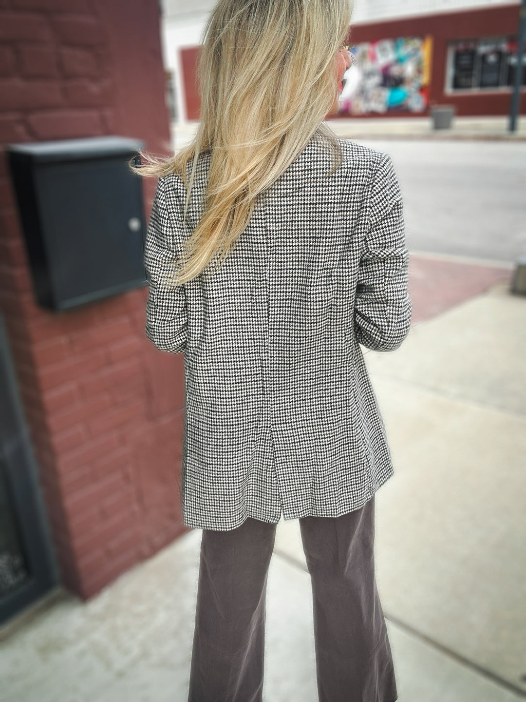 Sadie & Sage Spinning Records Houndstooth Blazer