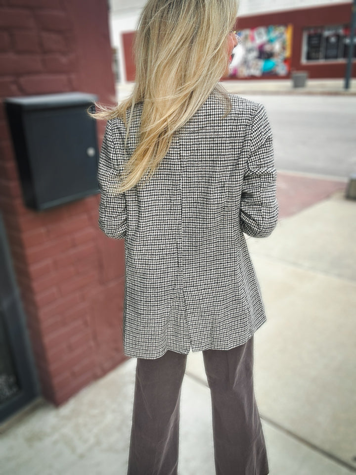 Sadie & Sage Spinning Records Houndstooth Blazer