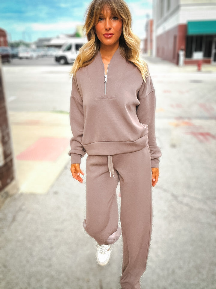 SPANX AirEssentials Straight Leg