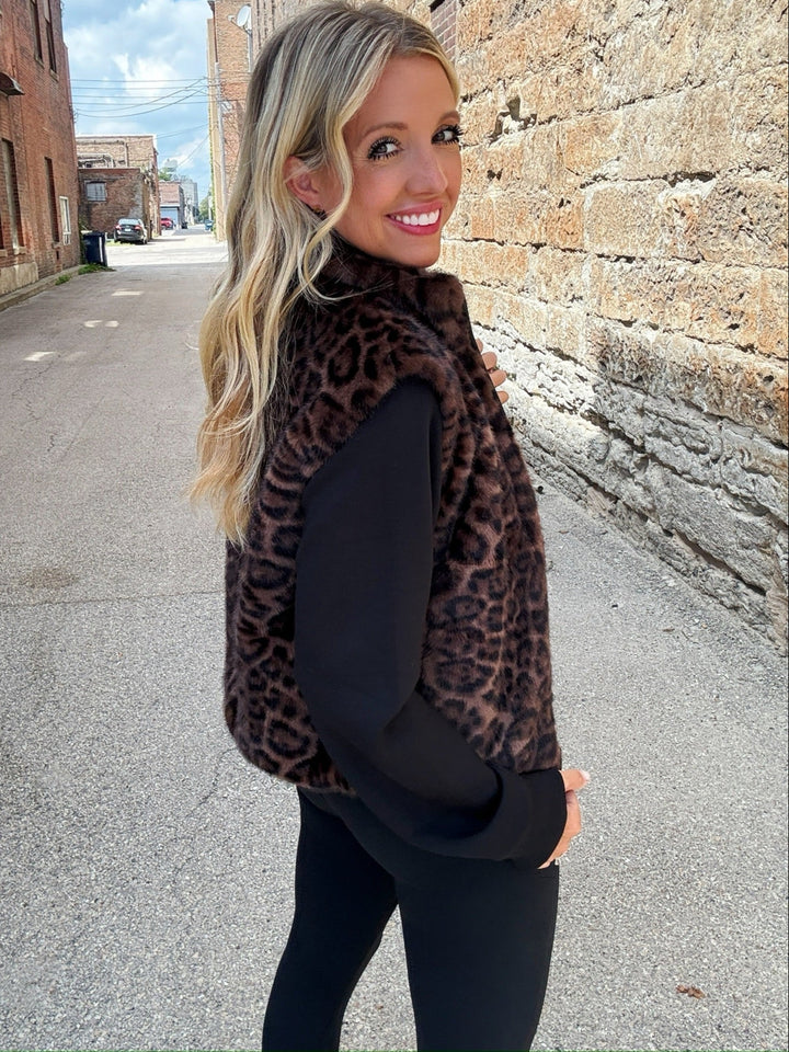 Renuar Spotted In Style Vest