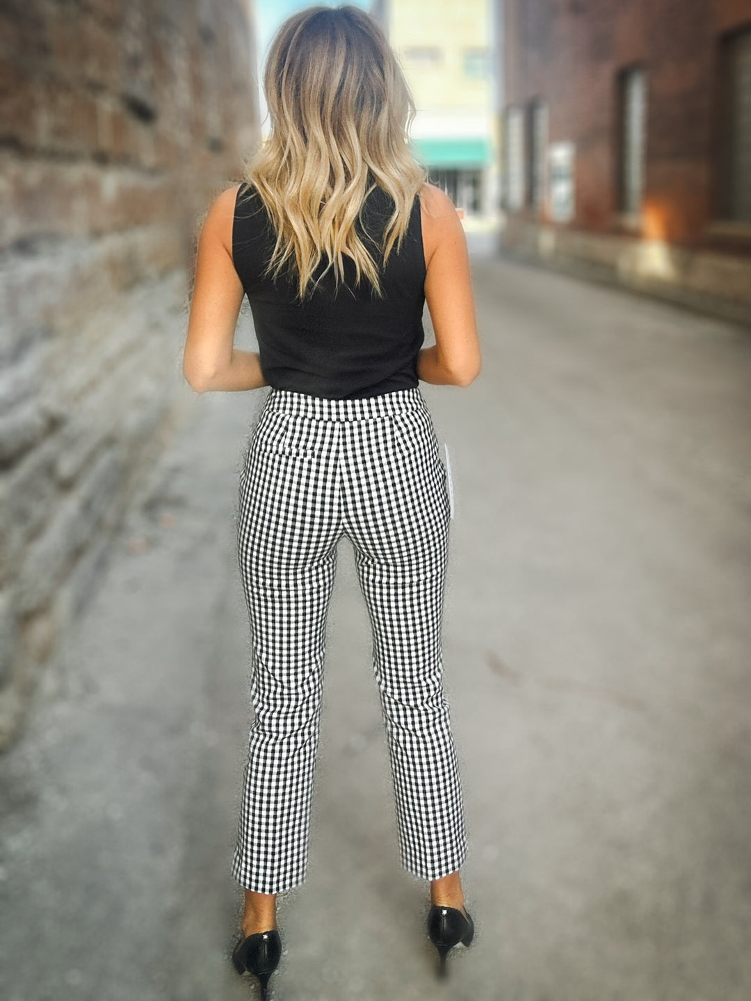 Tribal Willow Pull On Capri With Side Slit