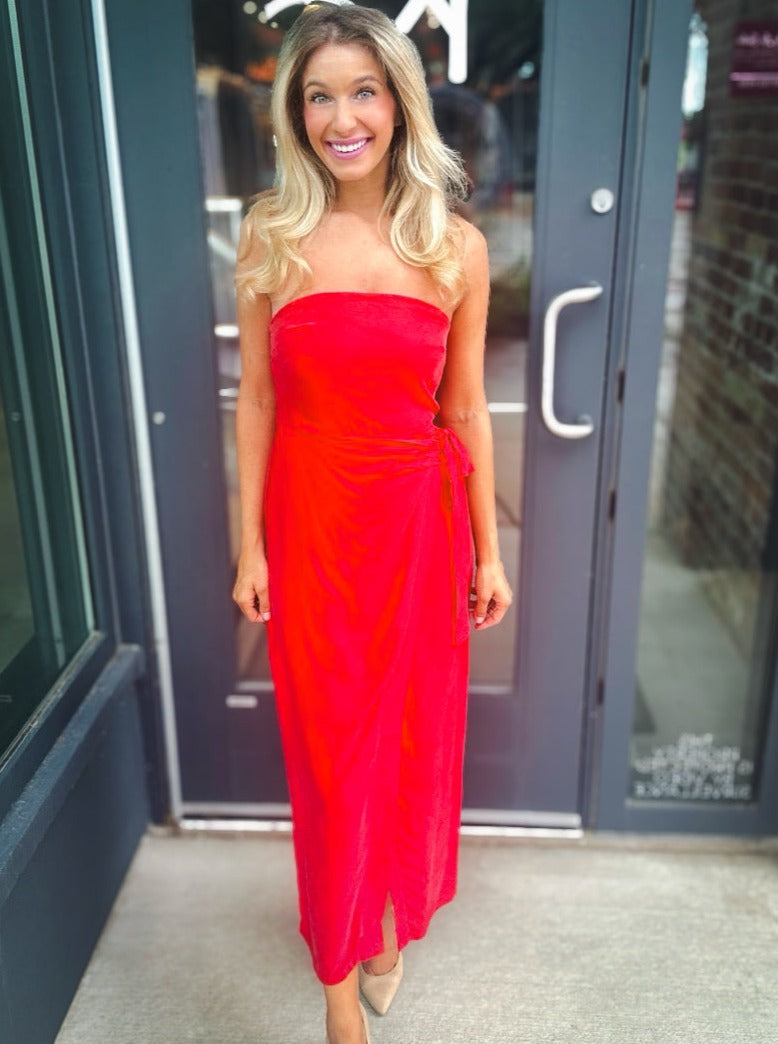 Self Contrast Rose Goddess Strapless Dress