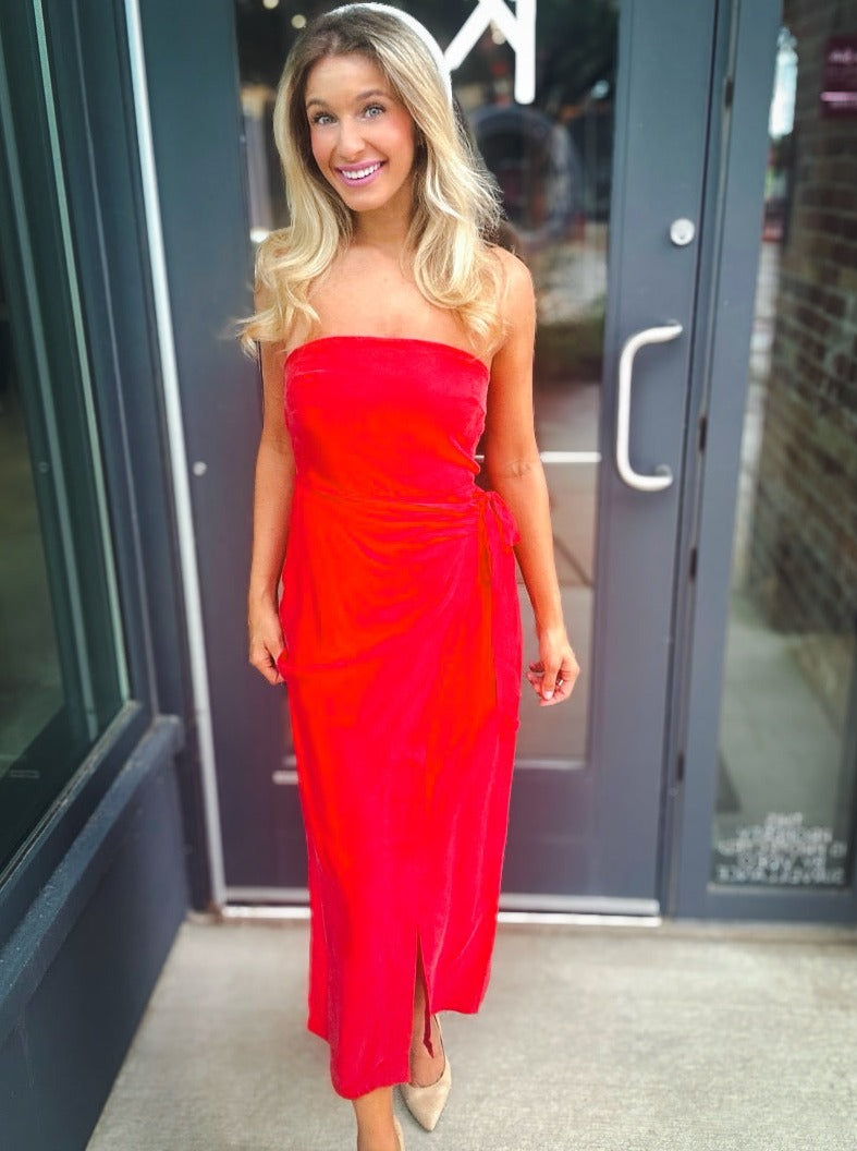 Self Contrast Rose Goddess Strapless Dress