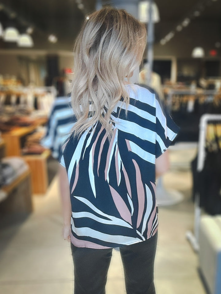 Renuar Bold Beauty Blouse