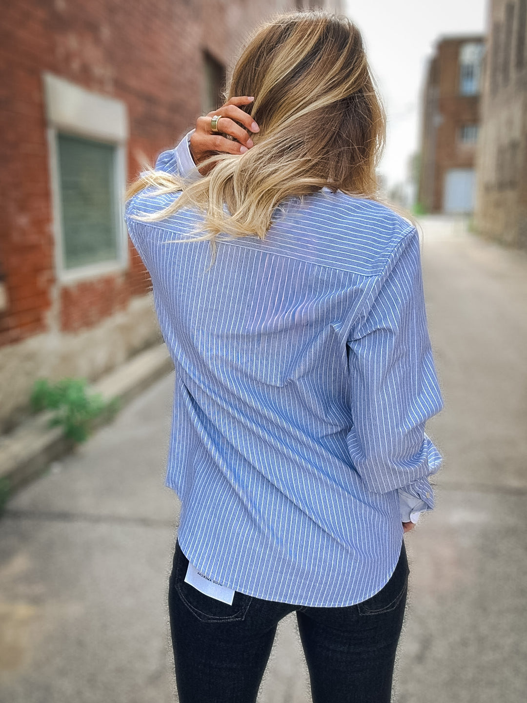 Good American The Oxford Contrast Shirt