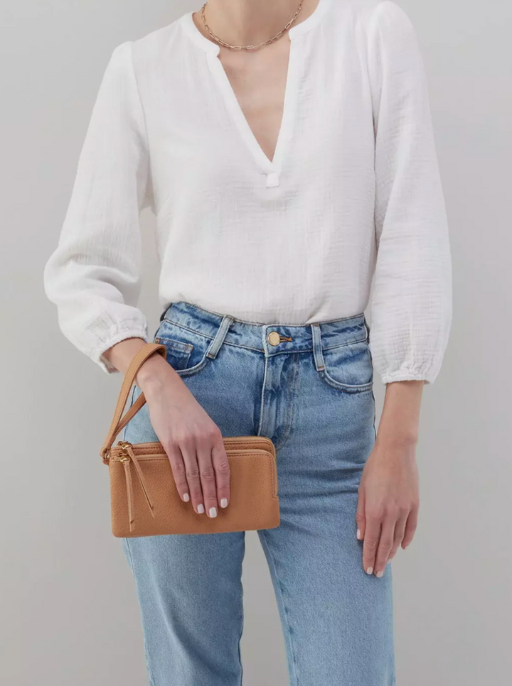 Hobo Dayton Wristlet