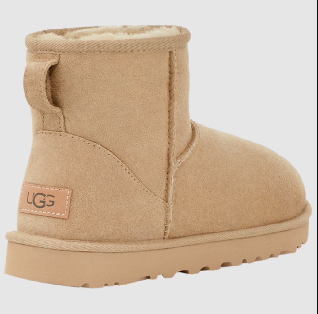 UGG Classic Mini II