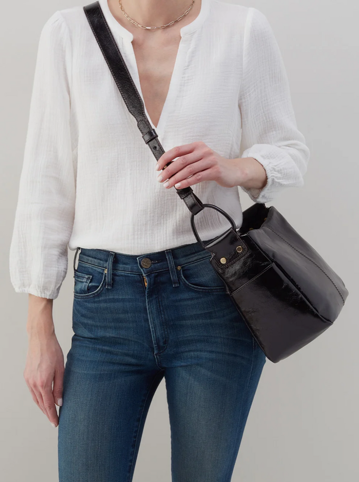 Hobo Sheila Crossbody
