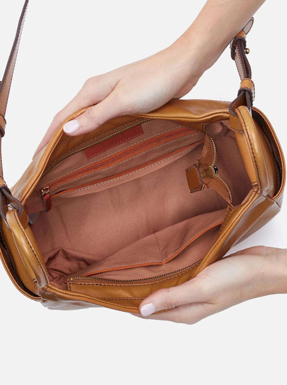 Hobo Sheila Crossbody