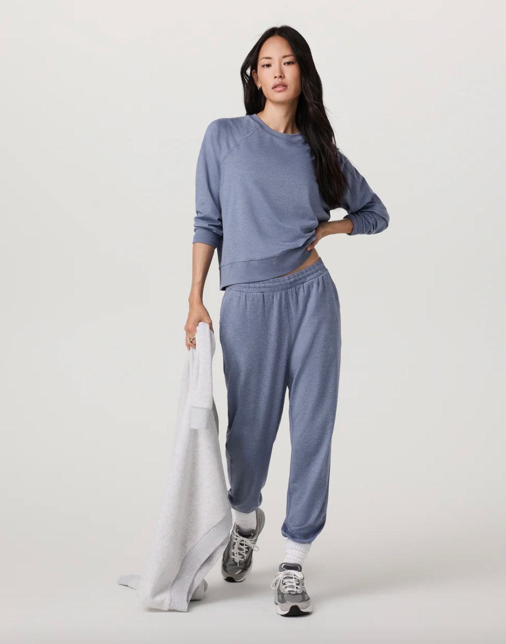 Vuori Long Sleeve Halo Crew