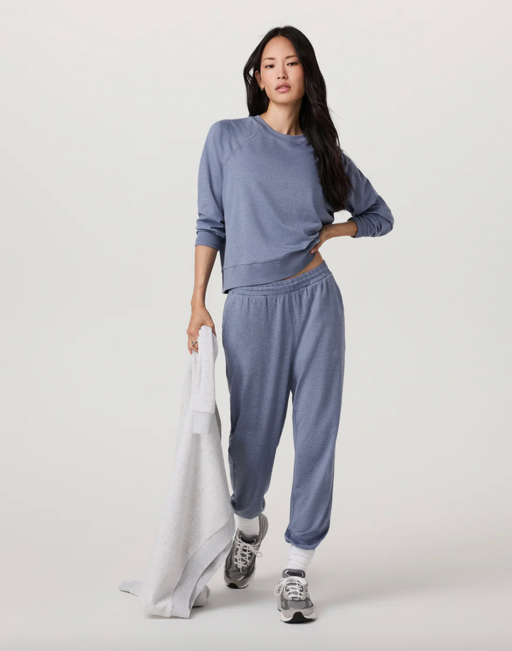 Vuori Long Sleeve Halo Crew