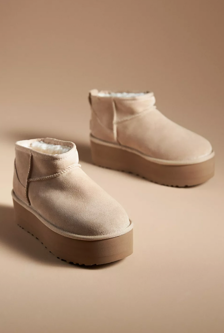 国内正規品✨超美品✨24薄手✨UGG✨CLASSIC MINI PLATFORM Screen_Shot_2024-08-29_at_12.