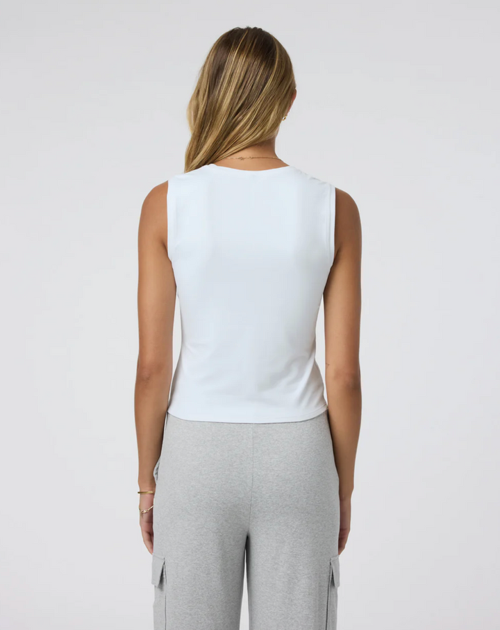 Vuori Halo Essential Scoop Tank