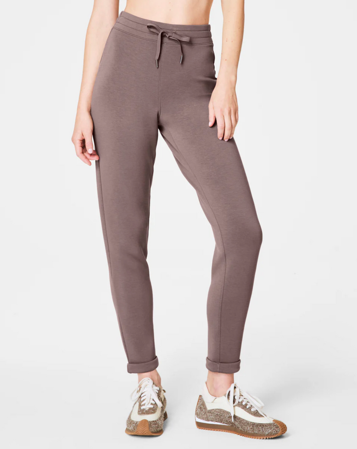 Spanx Airessential Tapered Pant