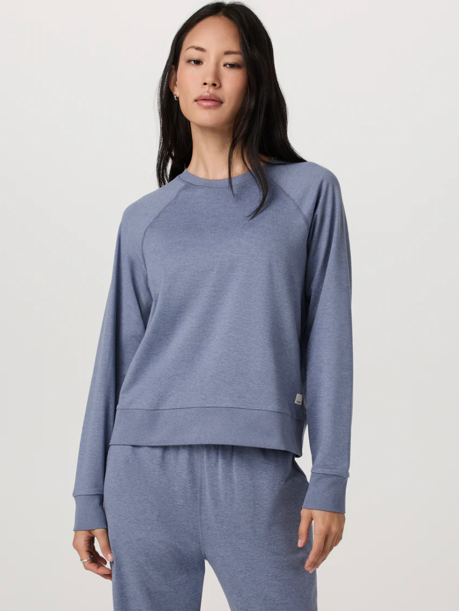 Vuori Long Sleeve Halo Crew