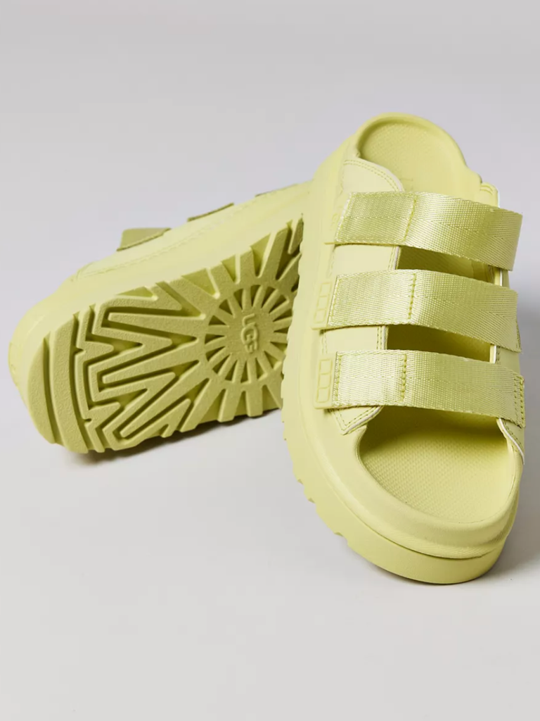 UGG GoldenGlow Slide – Kelley Cawley