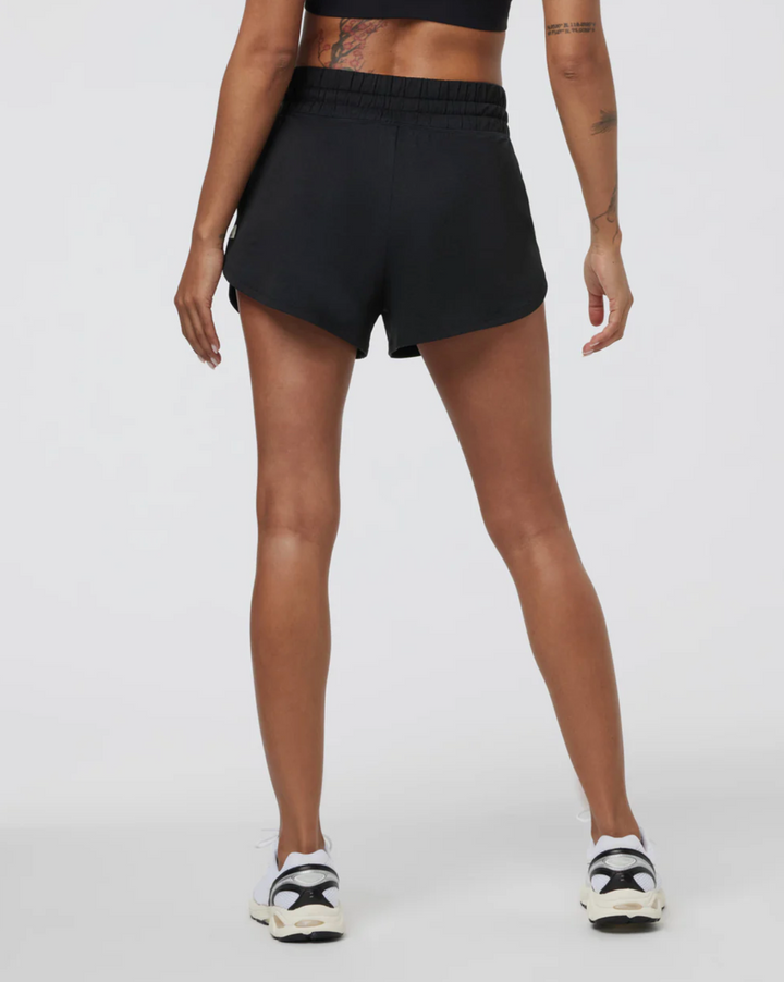 Vuori Halo Performance Short 2.0