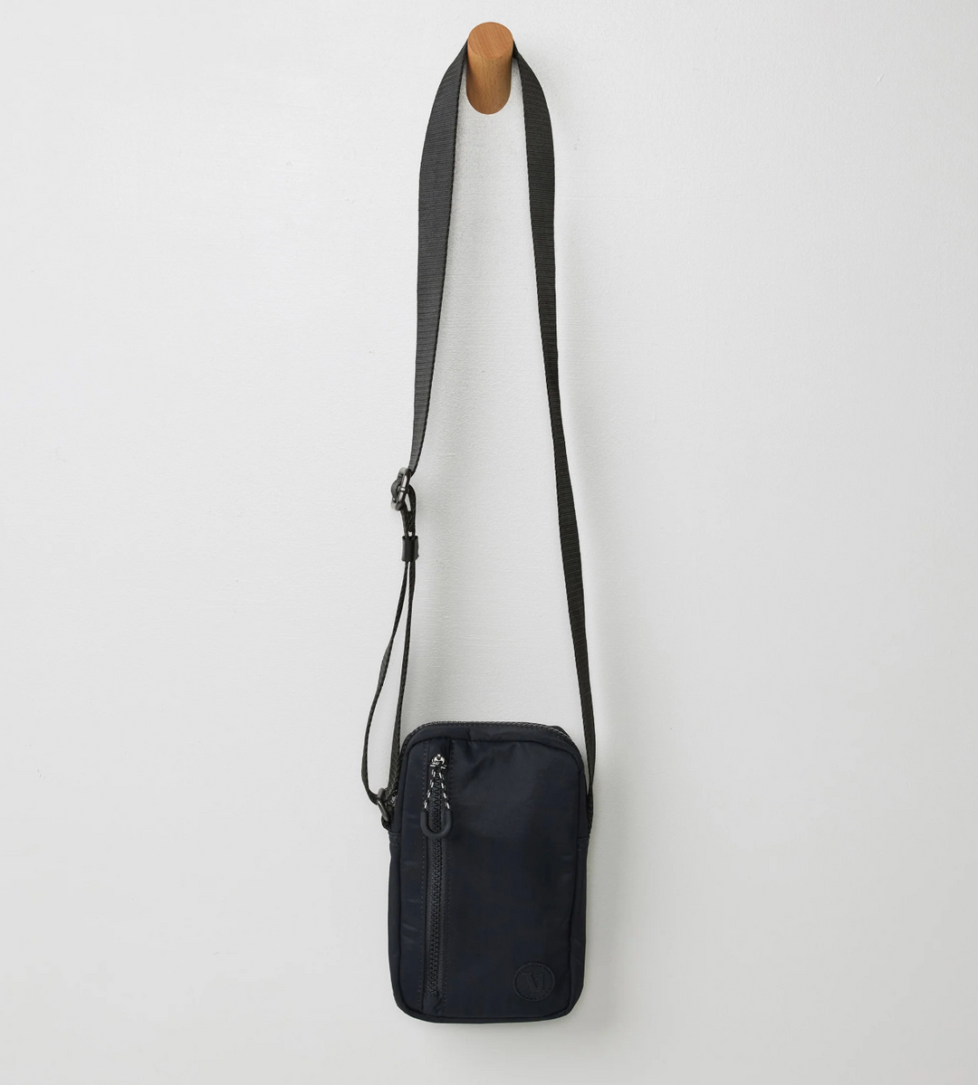 Vuori All Around Crossbody