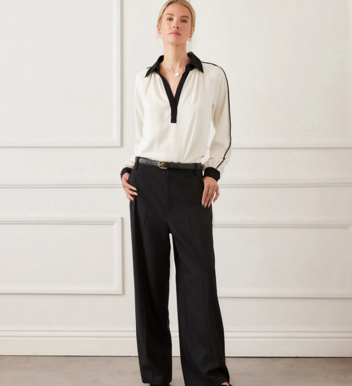 Karen Kane Classic Touch Blouse