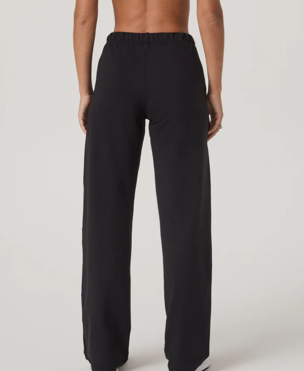 Vuori Halo Modern Straight Leg Pant (Short)