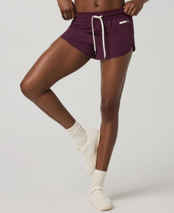 Vuori Clementine 2.0 Short - 2.5"