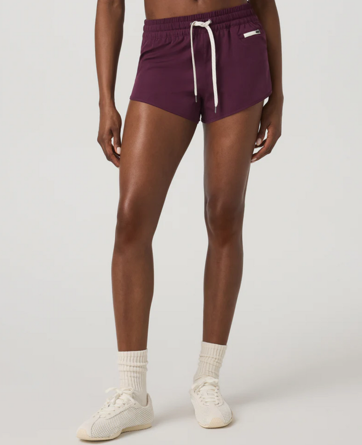 Vuori Clementine 2.0 Short - 2.5"