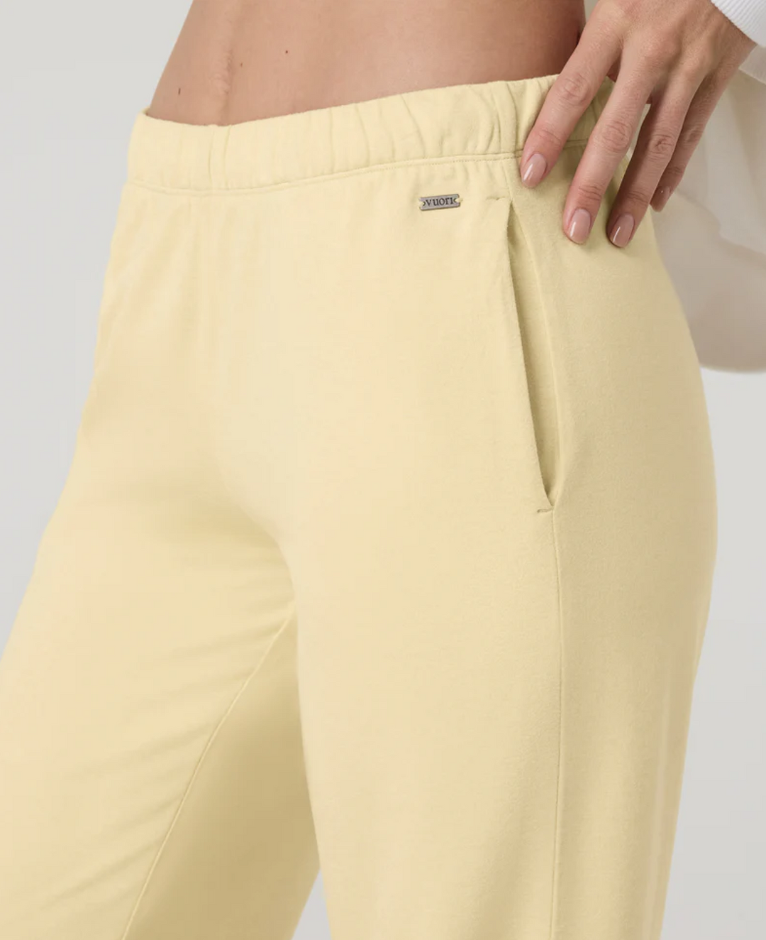 Vuori Halo Modern Straight Leg Pant