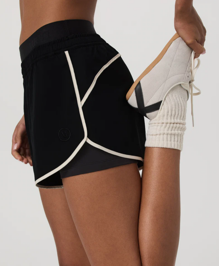 Vuori Luna Piped Short
