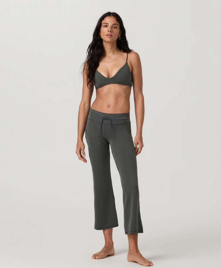 Vuori Daily Form Ankle Pant
