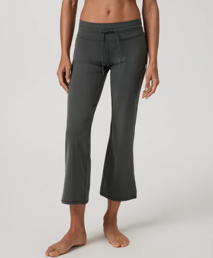 Vuori Daily Form Ankle Pant