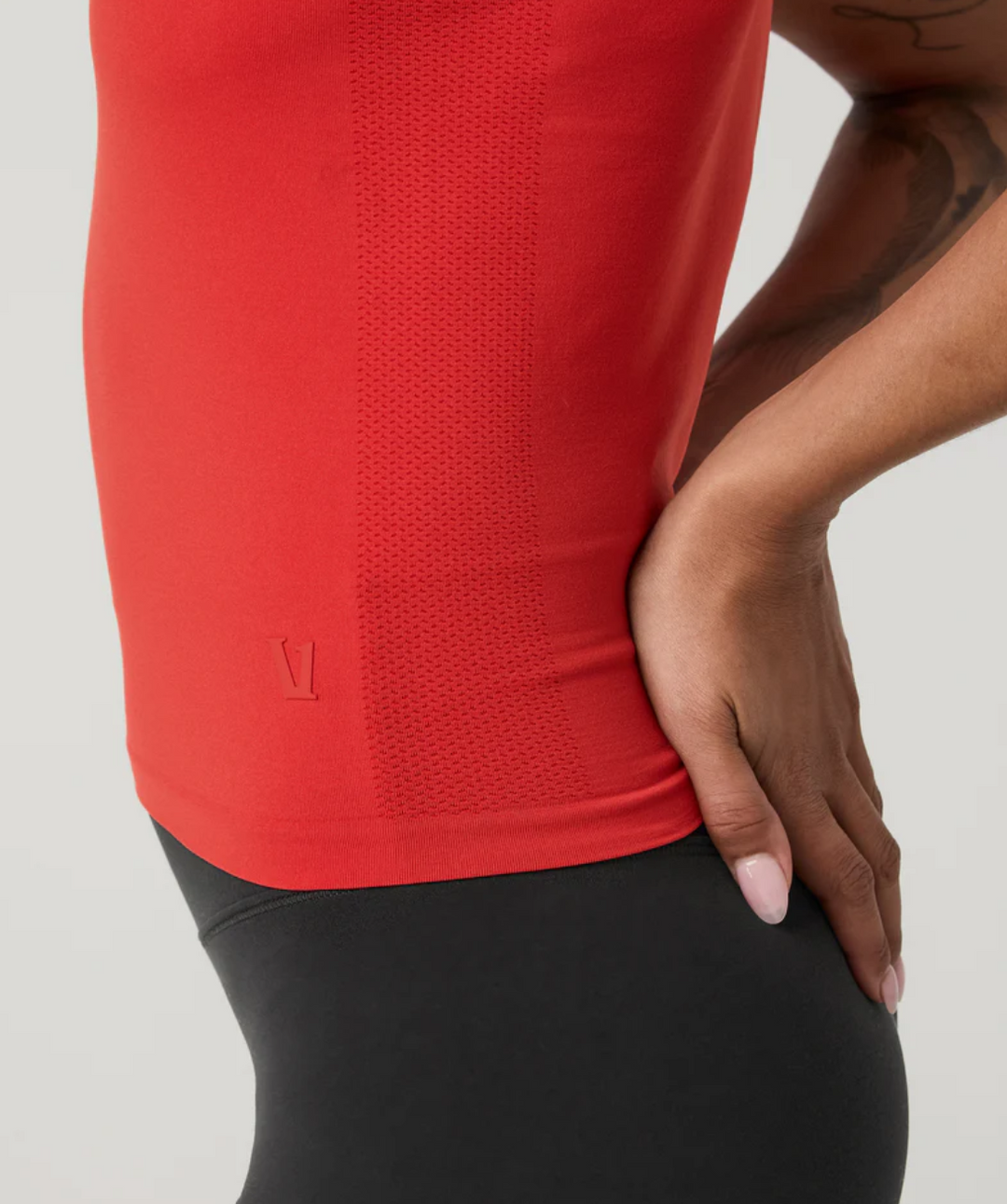 Vuori Surge Seamless Tank