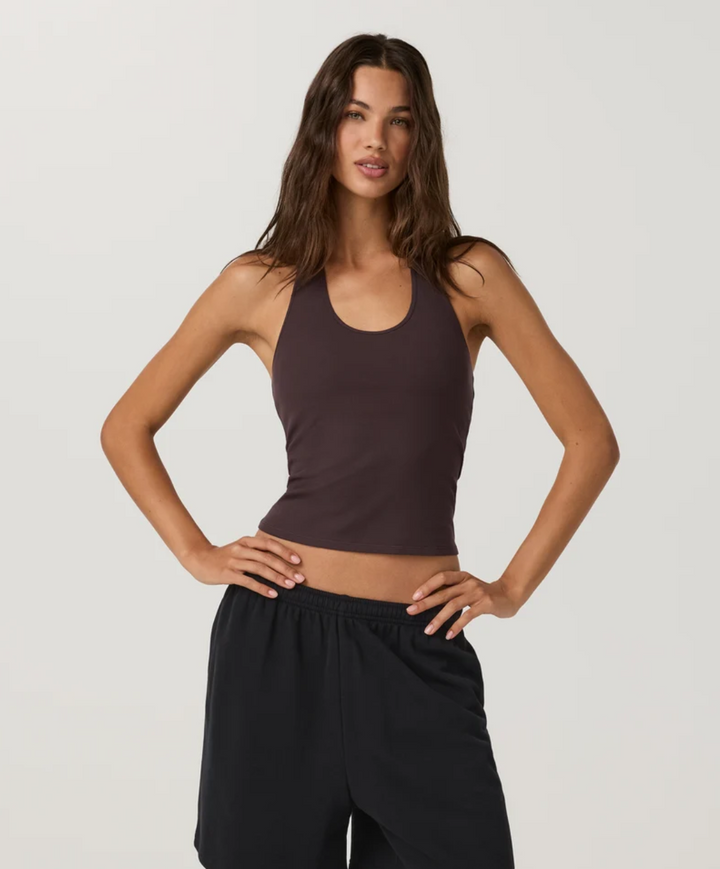 Vuori Pose Halter
