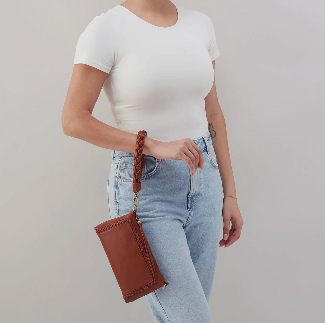 Hobo Darcy Crossbody