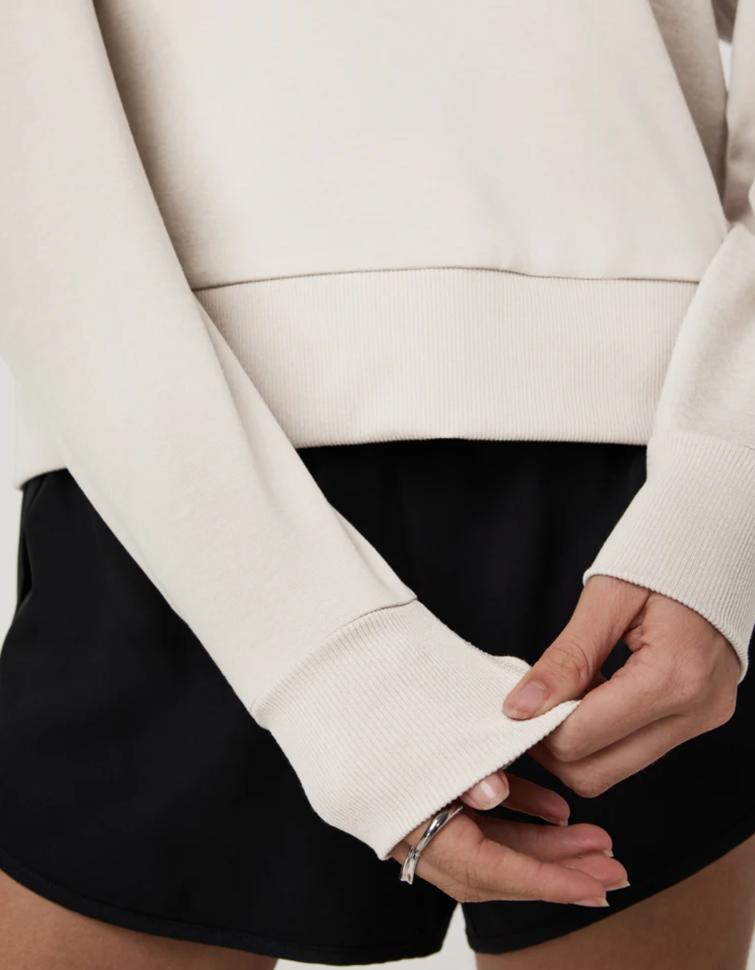 Vuori Long Sleeve Halo Crew