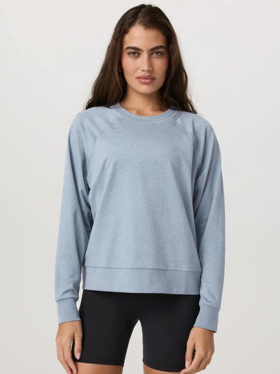 Vuori Long Sleeve Halo Crew